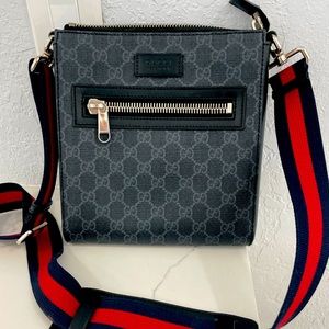 Unisex Gucci Messenger Bag